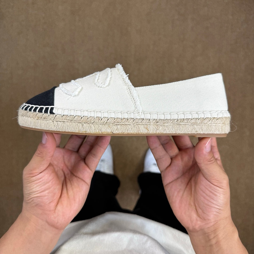 Chanel Espadrilles Mixed Fibers Ecru & Black CC Logo