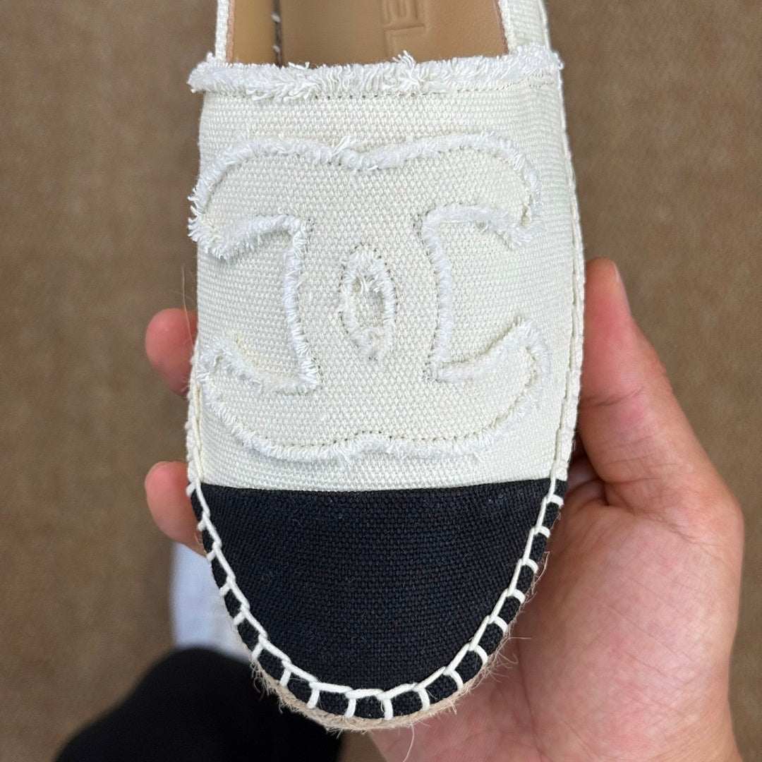 Chanel Espadrilles Mixed Fibers Ecru & Black CC Logo