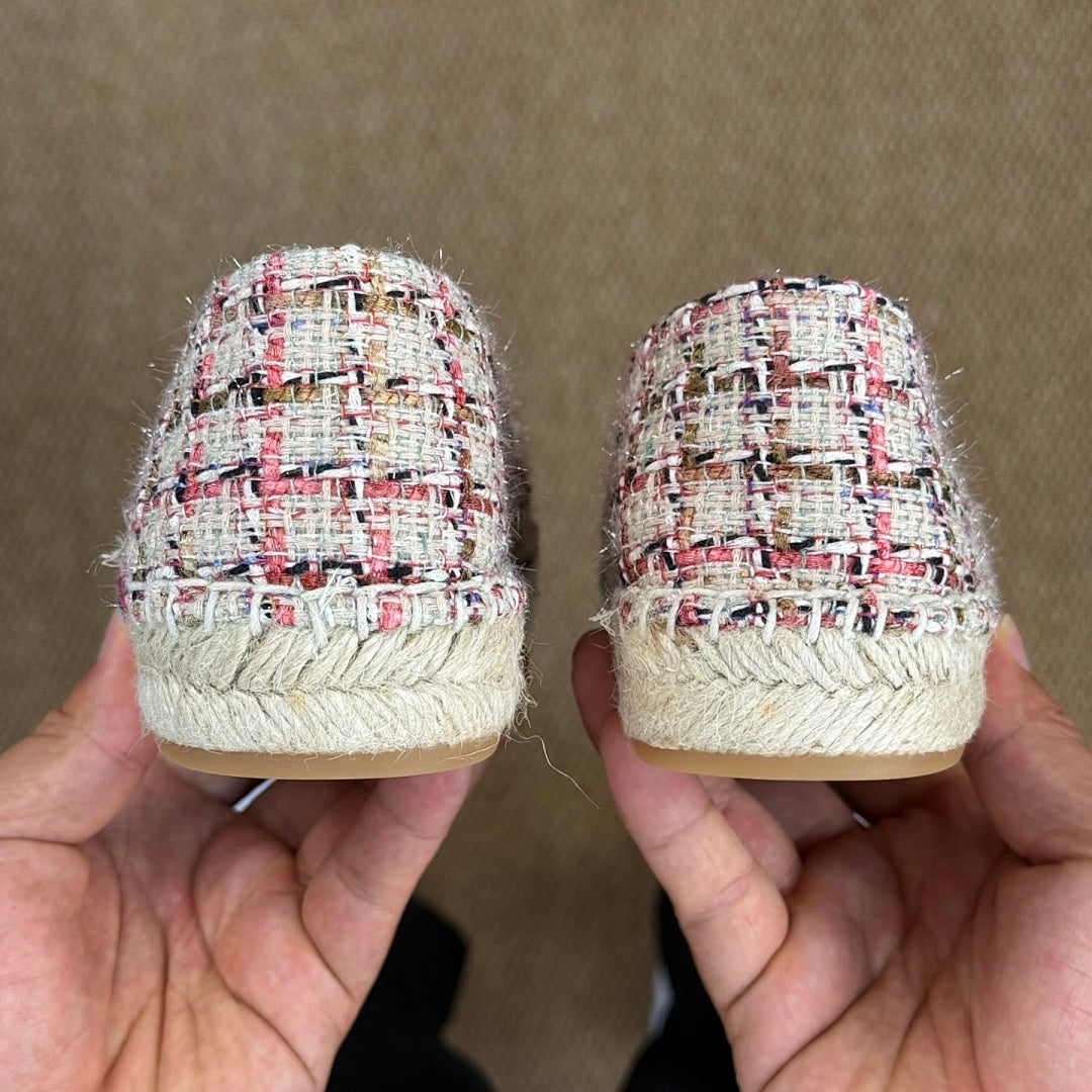 Chanel Espadrilles Pink Beige Black Tweed CC Logo Cap Toe