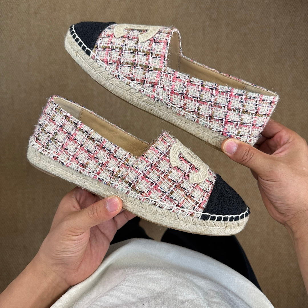 Chanel Espadrilles Pink Beige Black Tweed CC Logo Cap Toe