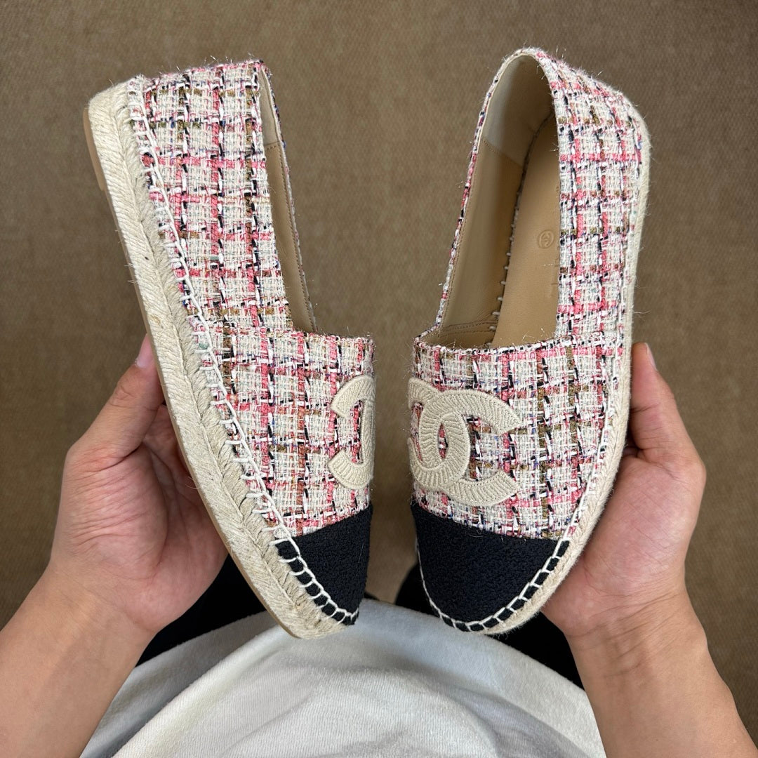 Chanel Espadrilles Pink Beige Black Tweed CC Logo Cap Toe