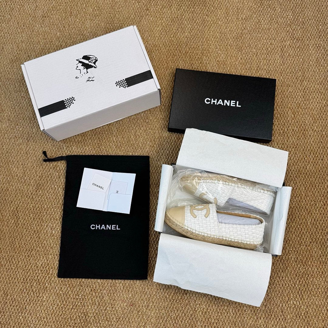 Chanel Espadrilles White Tweed & Beige Lambskin Cap Toe