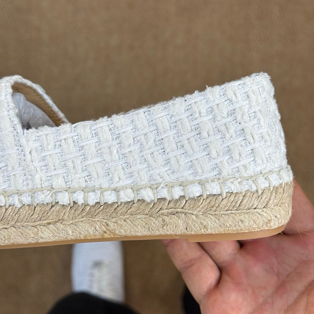 Chanel Espadrilles White Tweed & Beige Lambskin Cap Toe