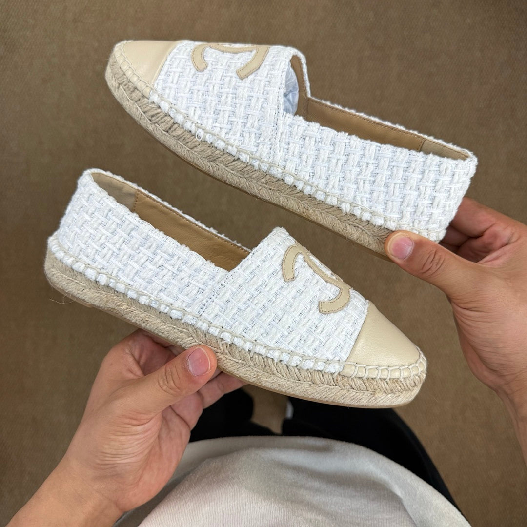 Chanel Espadrilles White Tweed & Beige Lambskin Cap Toe