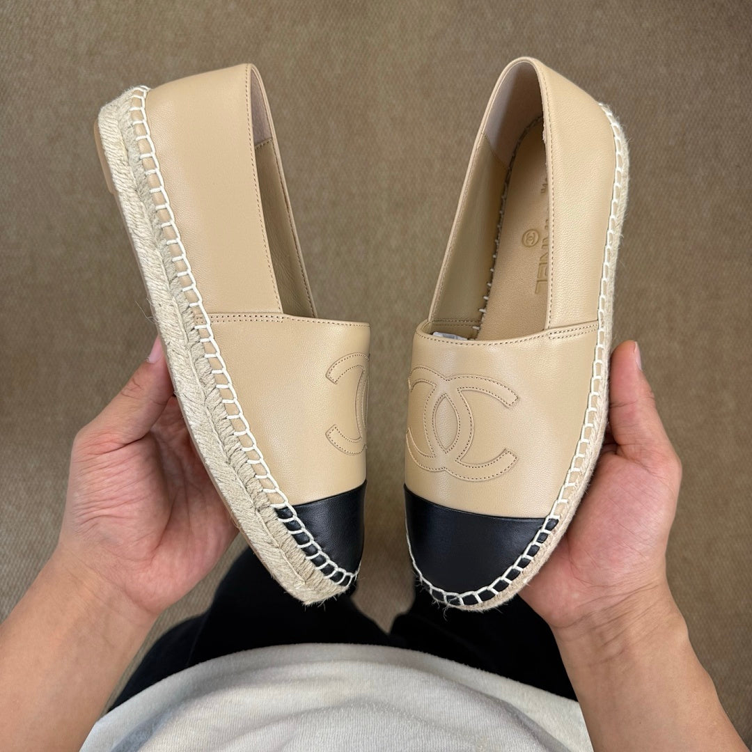 Chanel Espadrille Flats in Beige Leather with Black Cap-Toe