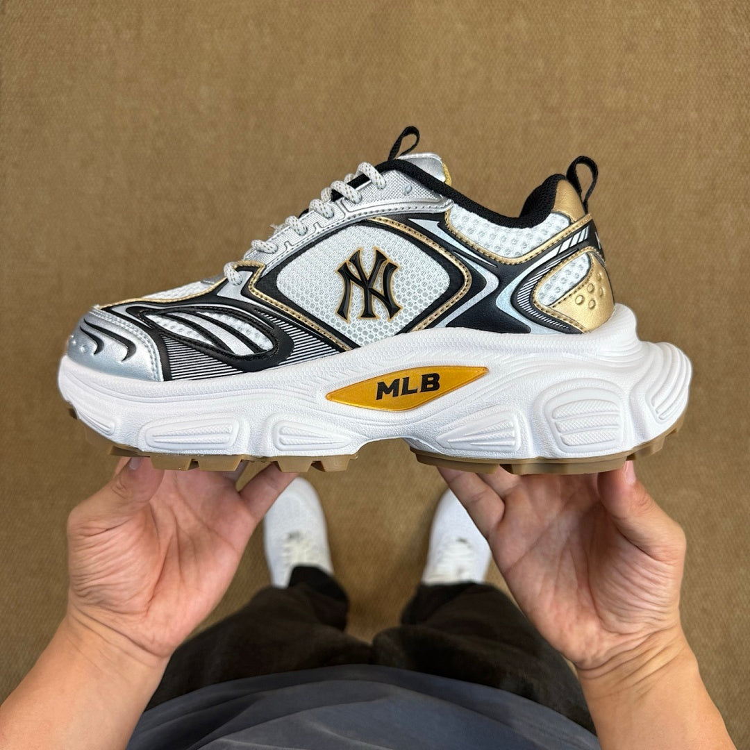 MLB Big Ball Chunky P New York Yankees Silver Gold Black 3ASXCN13N-50SGS