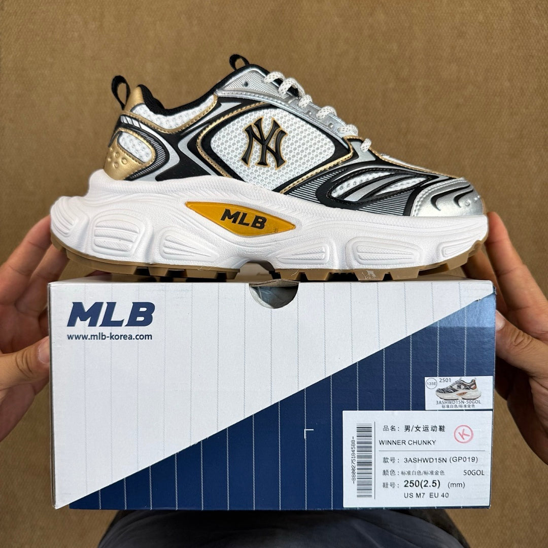 MLB Big Ball Chunky P New York Yankees Silver Gold Black 3ASXCN13N-50SGS
