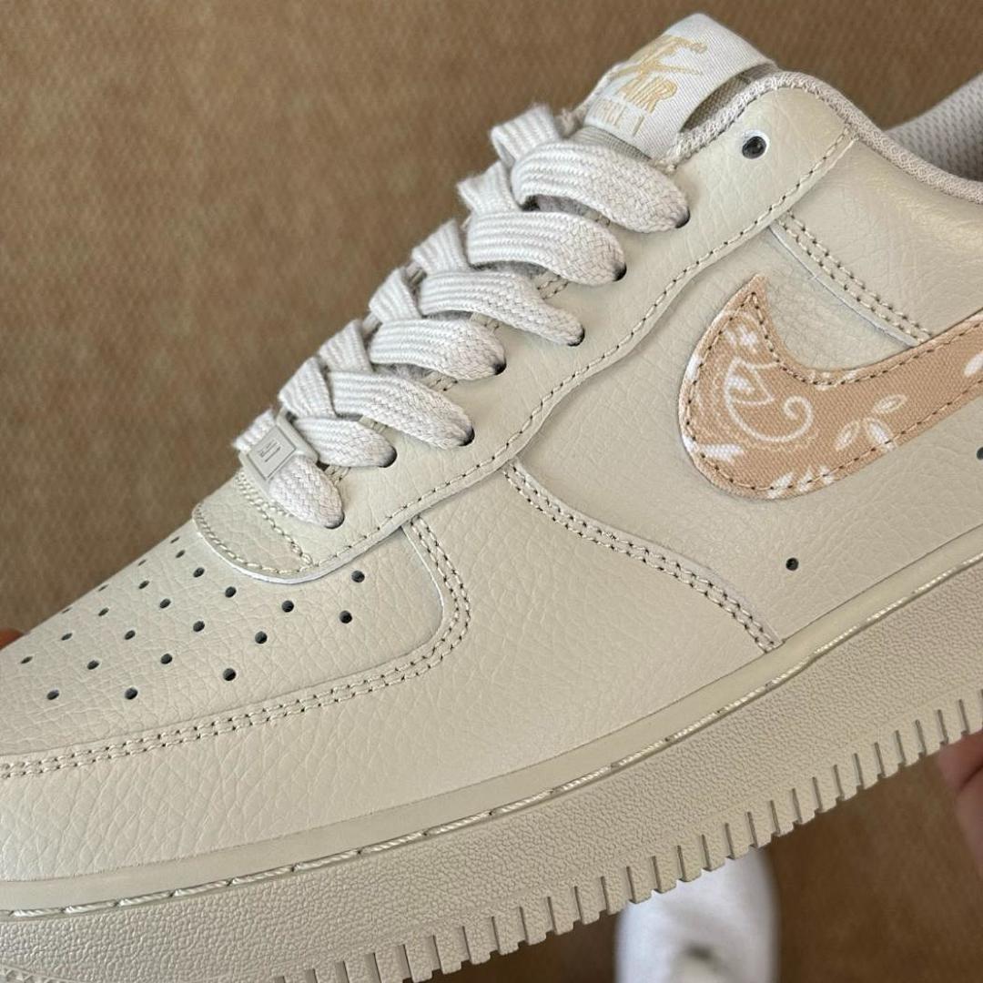 Nike Women's Air Force 1 Low 'Pink Paisley' White Pink Oxford DH4406-100