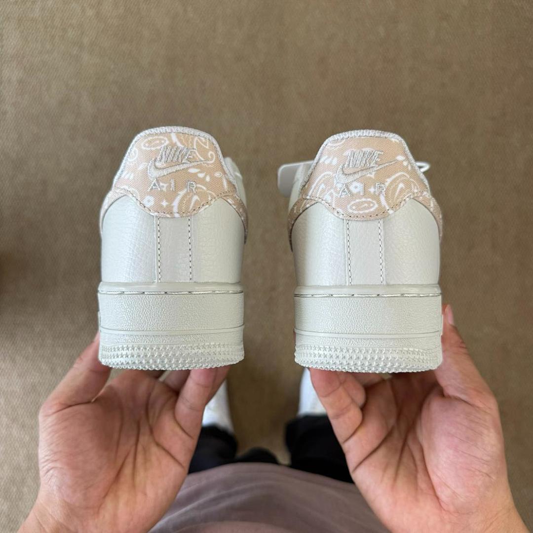 Nike Women's Air Force 1 Low 'Pink Paisley' White Pink Oxford DH4406-100