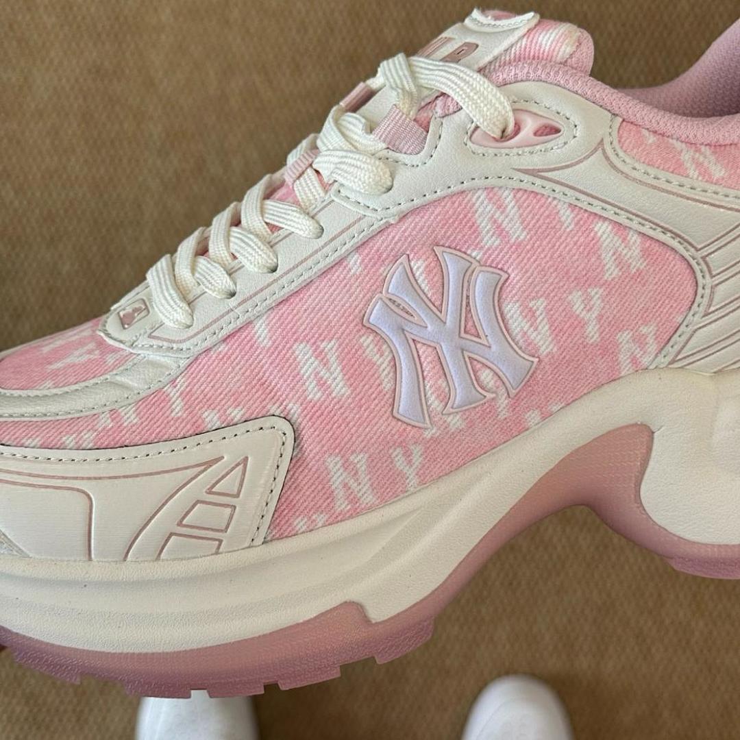 MLB Big Ball Chunky P New York Yankees Pink 3ASXCAP3N-50PKS