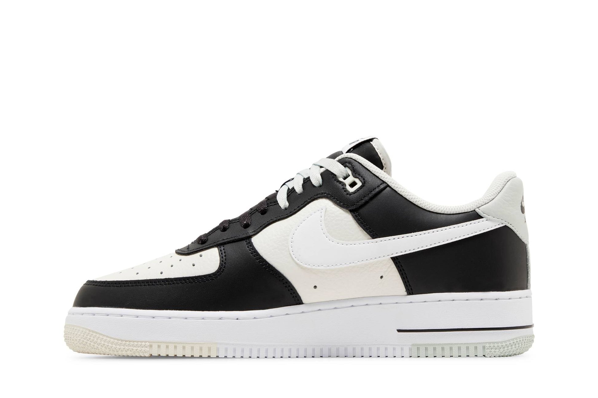 Nike Air Force 1 ’07 LV8 ‘Split – Black Phantom’ FD2592-002