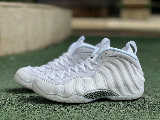 Nike Air Foamposite One White Light Photo Blue 314996-100