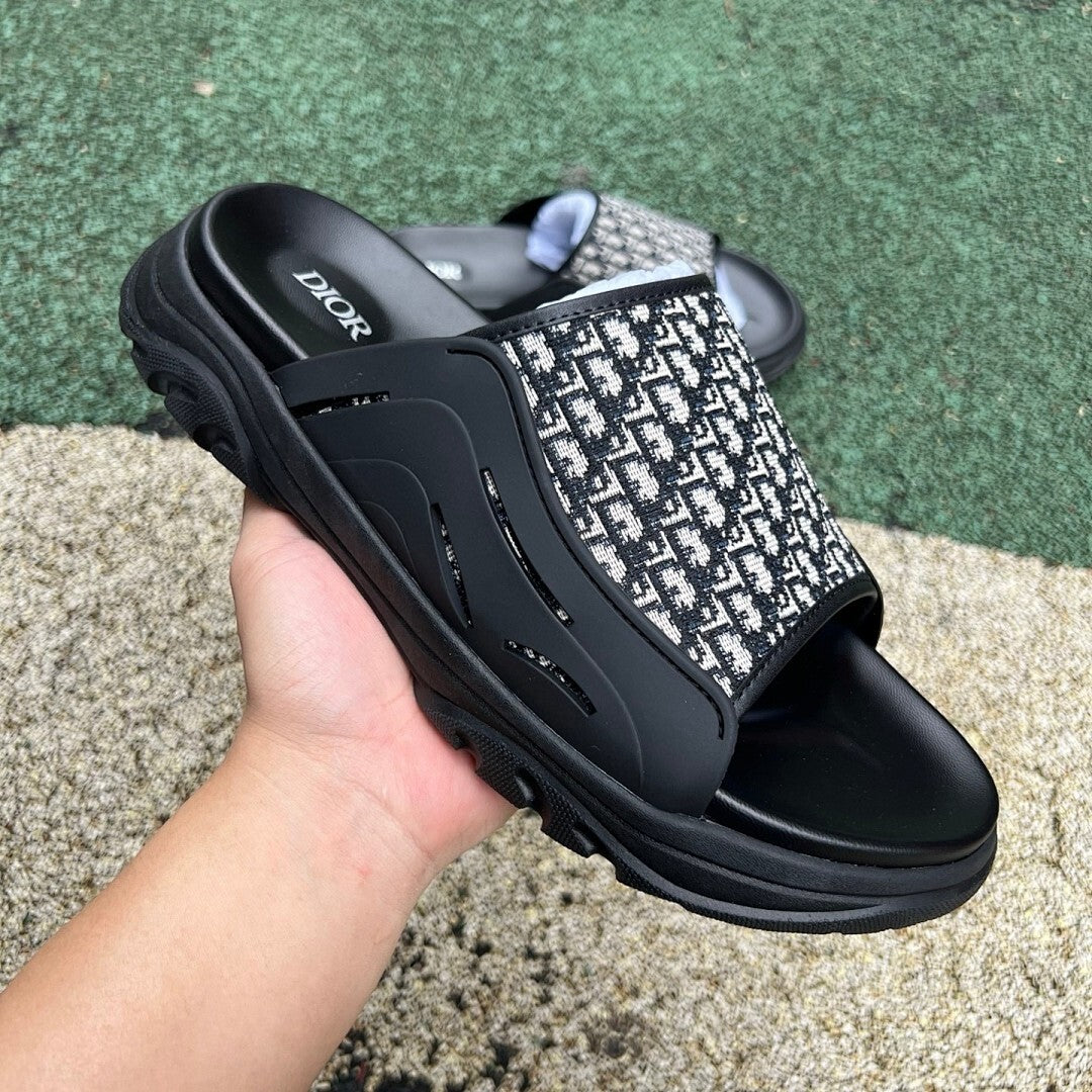 Dior Men's Black Oblique Jacquard Slide Sandals