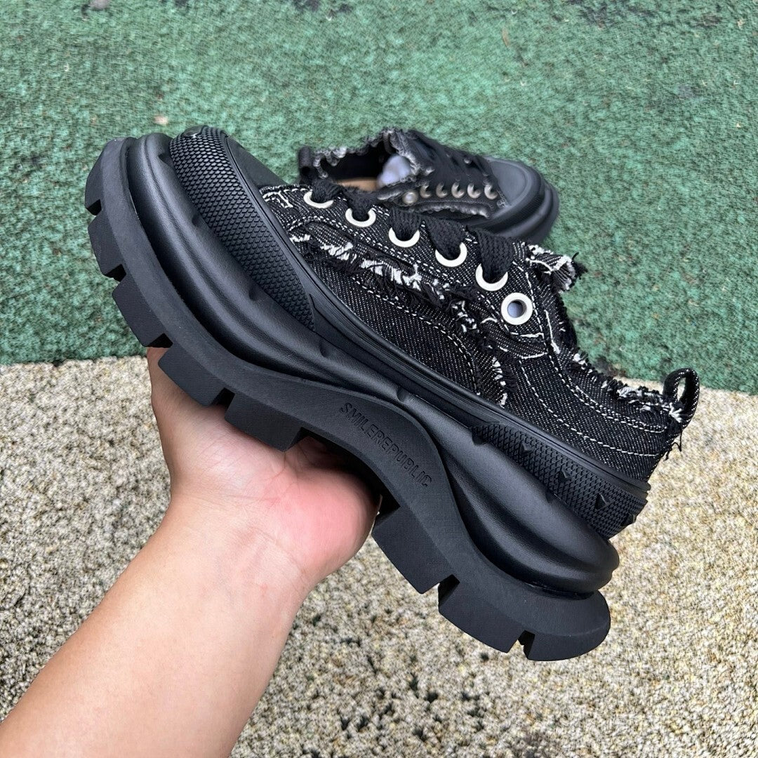 SMILEREPÚBLIC Black Distressed Chunky Sole Low Top Sneakers Style No. 1
