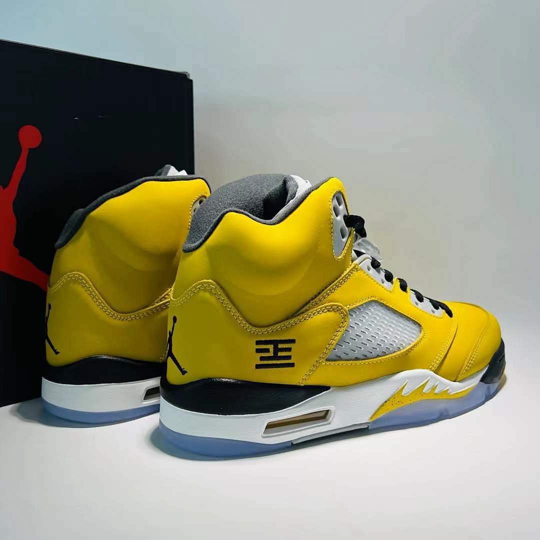 Nike Air Jordan 5 Retro SP Michigan Inspire Varsity Maize Yellow Black Men's Sneakers CQ9541-704 Basketball Shoes