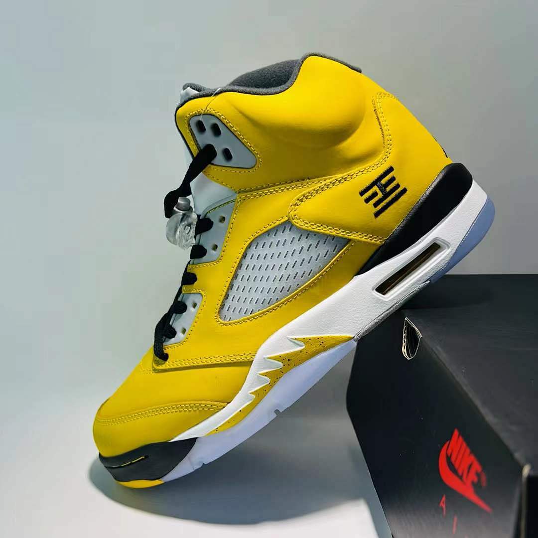 Nike Air Jordan 5 Retro SP Michigan Inspire Varsity Maize Yellow Black Men's Sneakers CQ9541-704 Basketball Shoes
