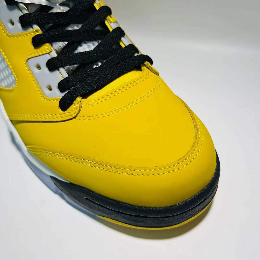 Nike Air Jordan 5 Retro SP Michigan Inspire Varsity Maize Yellow Black Men's Sneakers CQ9541-704 Basketball Shoes