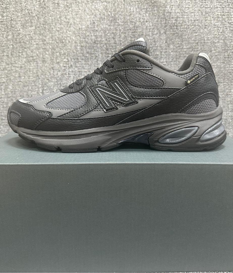 New Balance 2002R GORE-TEX Phantom Black ML2002RXA Sneakers