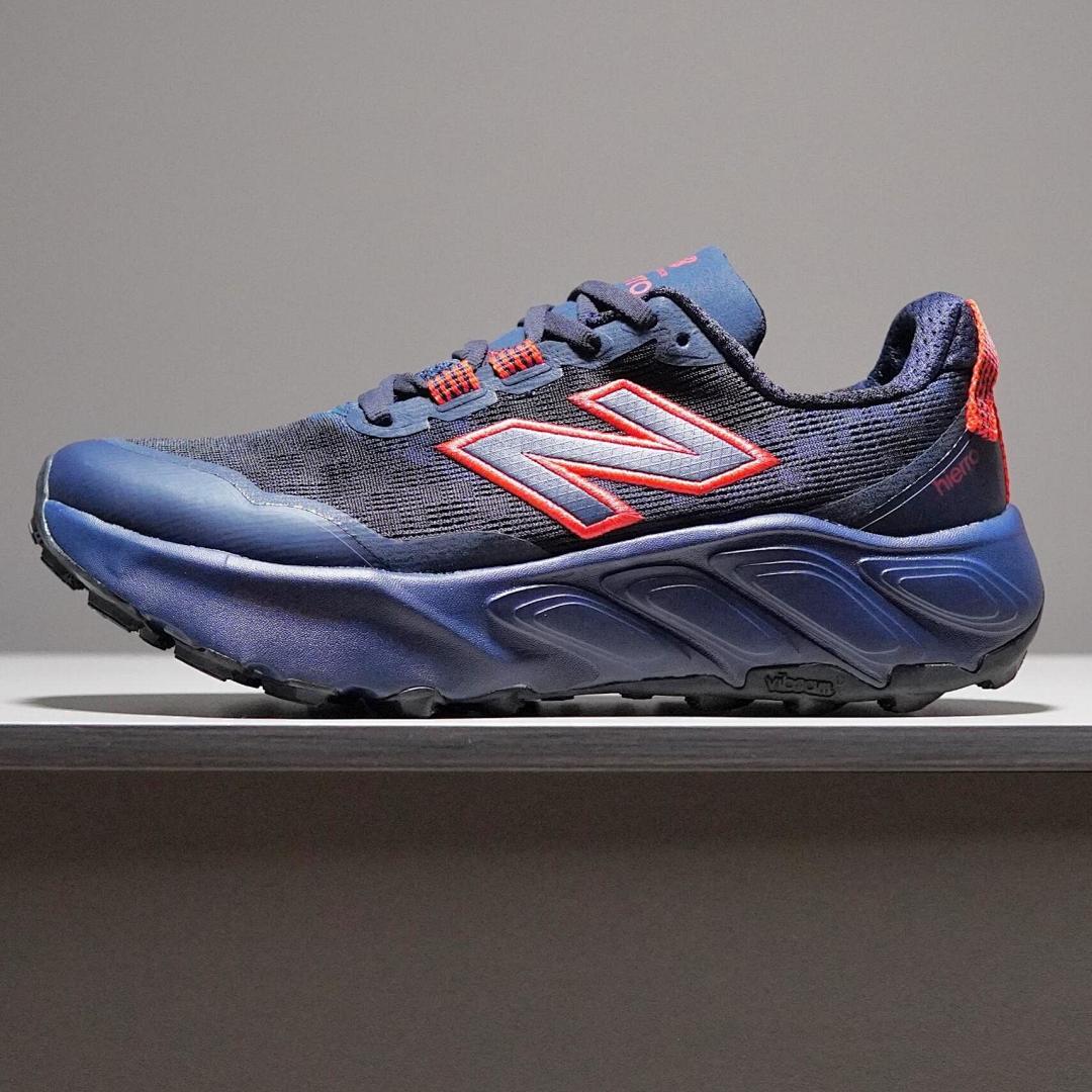 New Balance Men's Fresh Foam X Hierro v7 Trail Running Shoes with Vibram Outsole - Navy Blue / Red Accents (MTHIER7D)