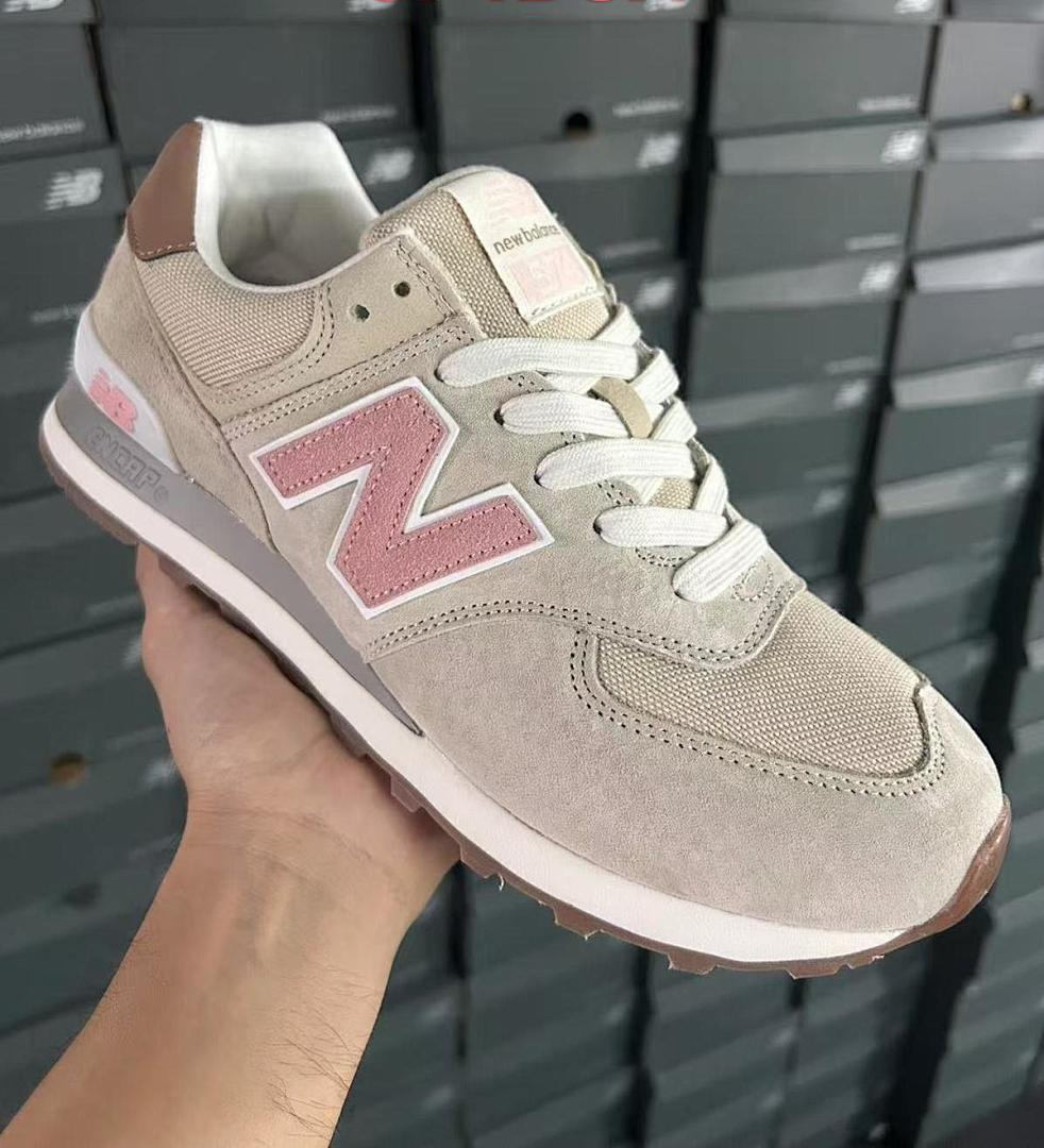 New Balance 574 Women's Sandstone with Rose Gold WL574EVW Lifestyle Sneakers - Beige Pink Tan Gum Trainers