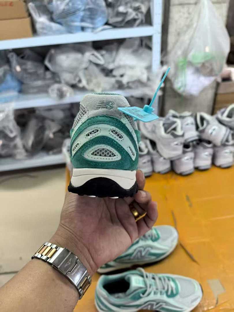 2040 Y2K Retro Running Sneakers Mint Green Teal Grey