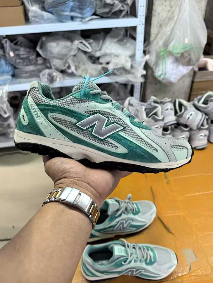 2040 Y2K Retro Running Sneakers Mint Green Teal Grey