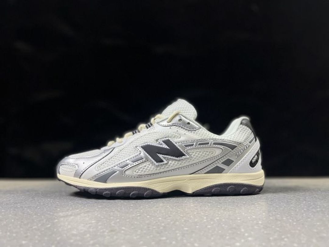 New Balance 2002R White Silver Metallic M2002RHO Men's Women's Lifestyle Running Shoes Sneakers Trainers