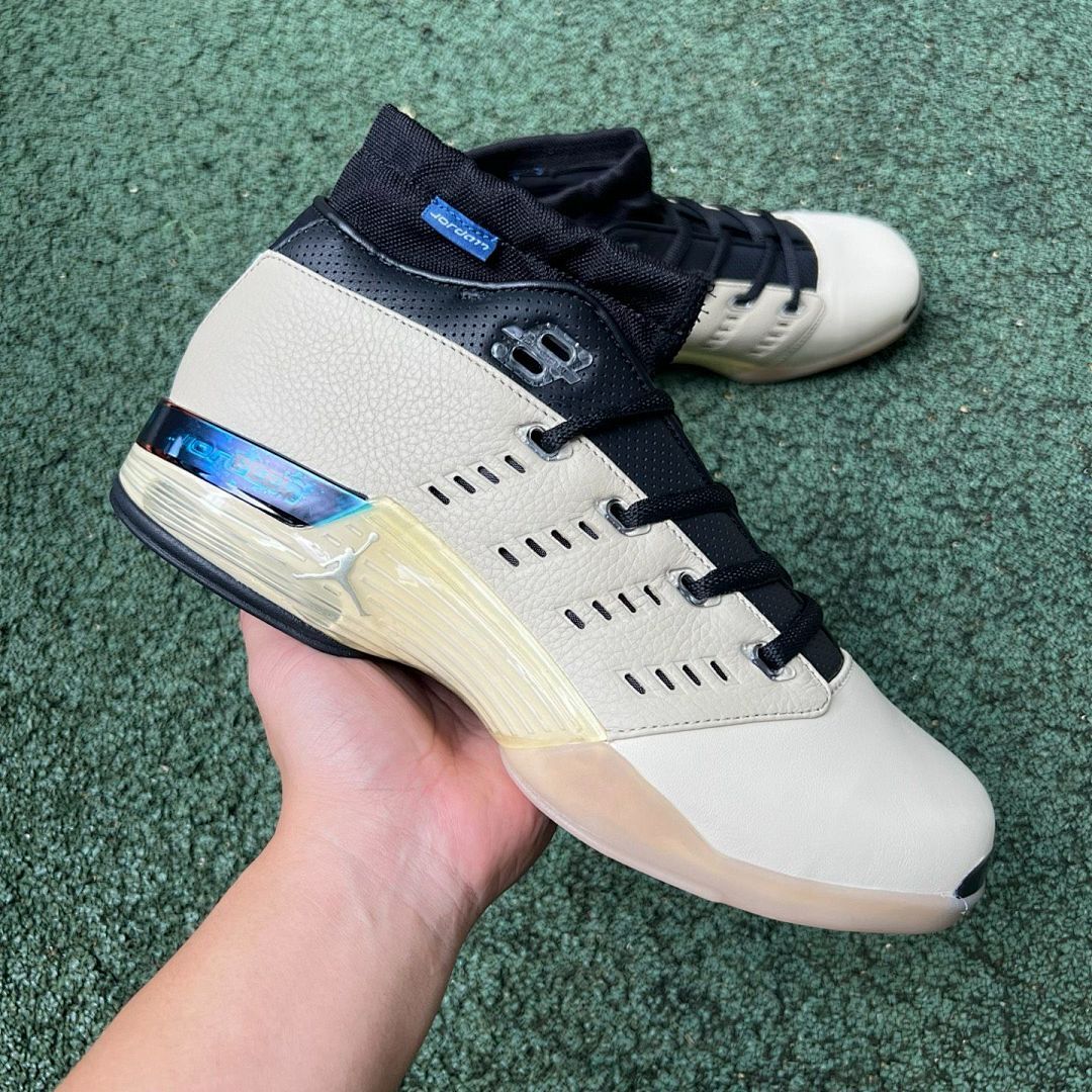 Air Jordan 17 Retro Light Bone Black DV1765-021