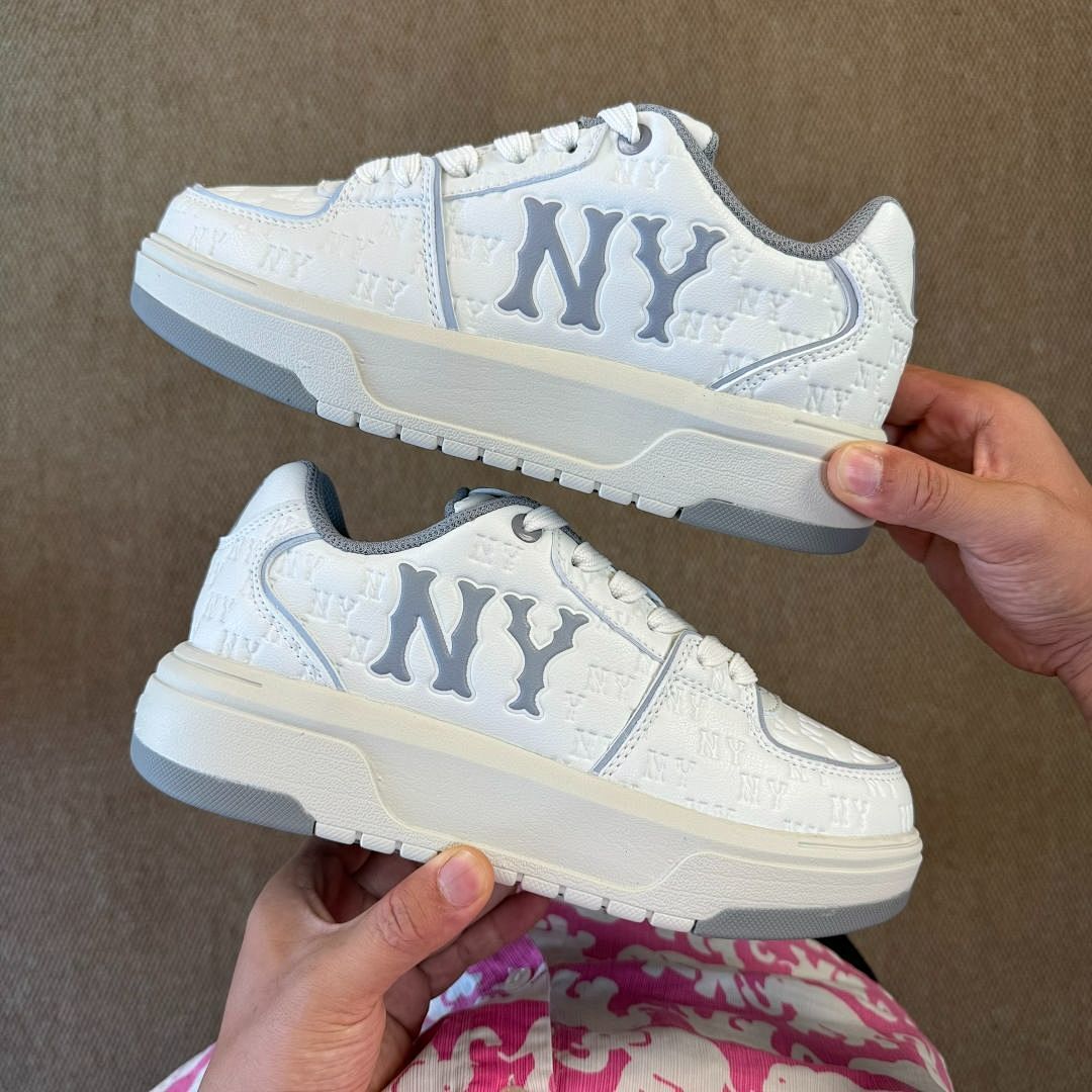 MLB Chunky Liner Monogram New York Yankees Shoes White 3ASXCL02N-50WHS