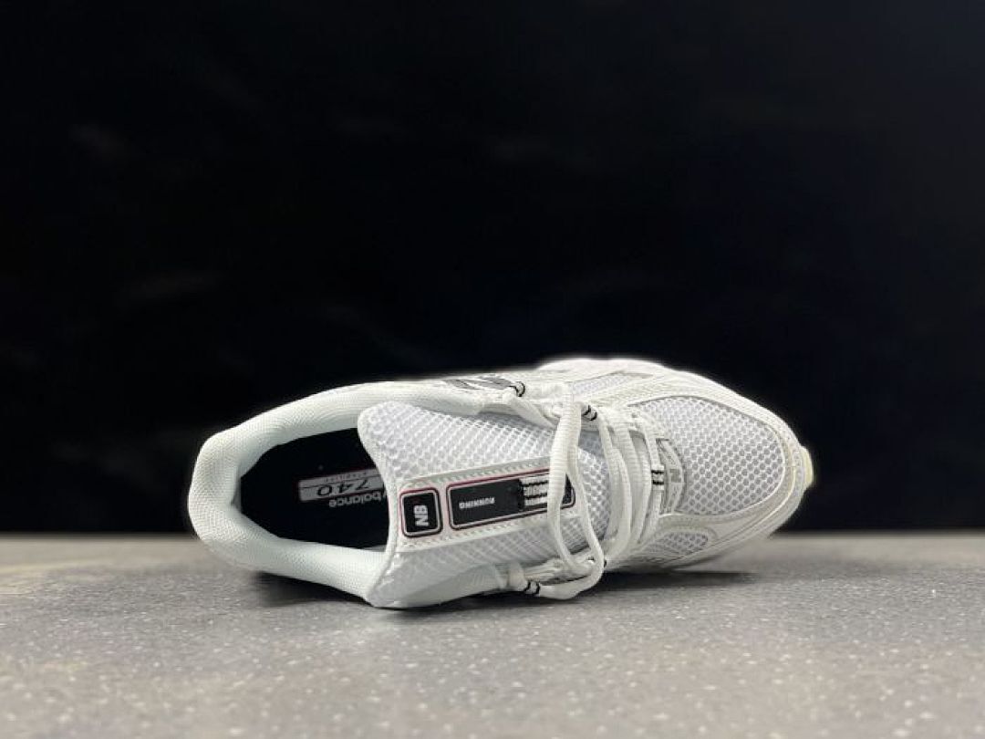 New Balance 740 White Retro Mesh Running Shoes