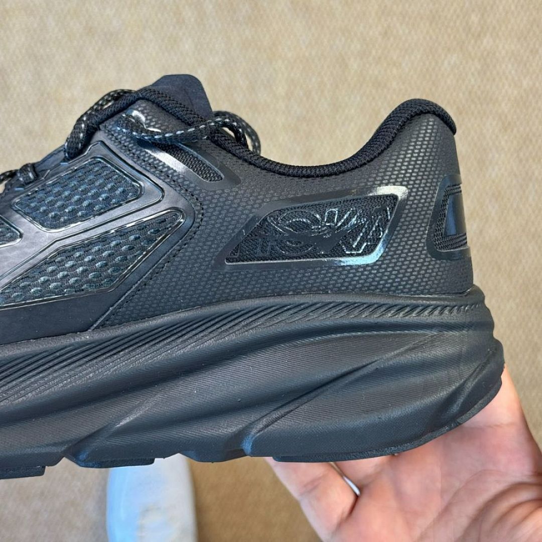 Hoka Bondi 8 Triple Black Running Shoes