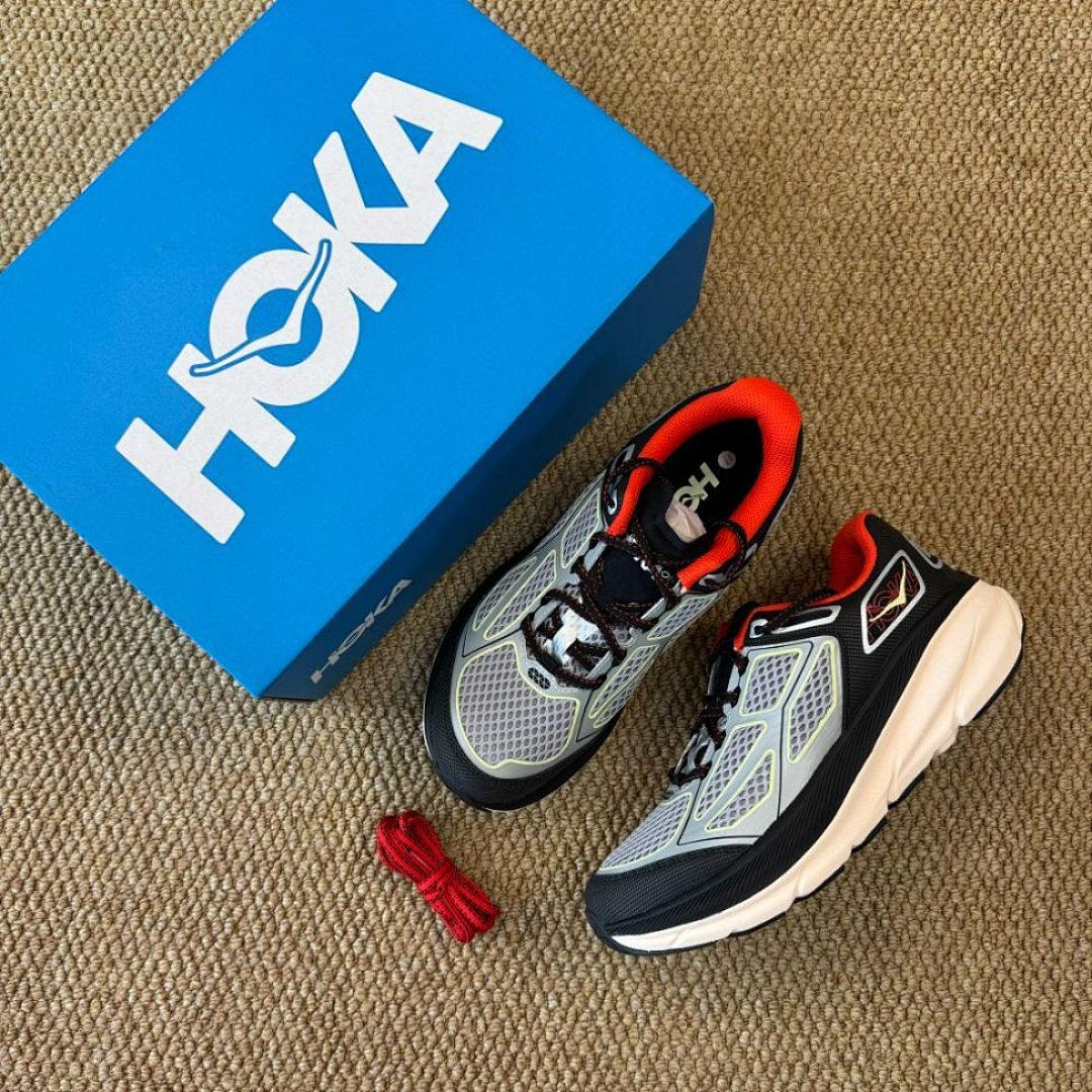 Hoka Clifton 9 Outer Space / Radiant Yellow Running Shoes