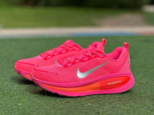 Nike ZoomX Invincible Run Flyknit 3 Hyper Pink Metallic Silver Atomic Orange