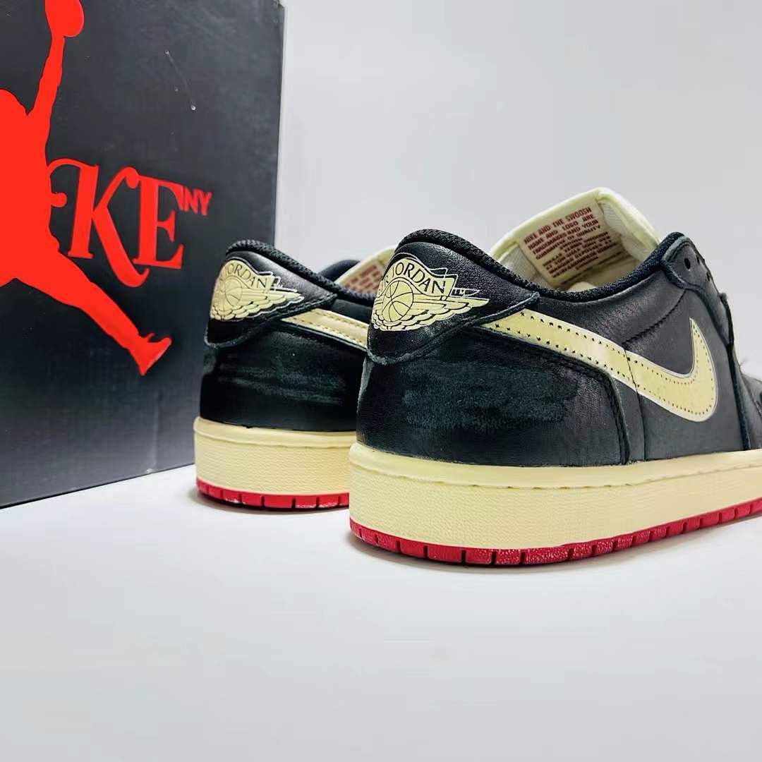 Air Jordan 1 Low SE Black Sail Gym Red Mini Swoosh Stitched Sneakers
Air Jordan 1 Low SE 'Black/Sail/Gym Red'