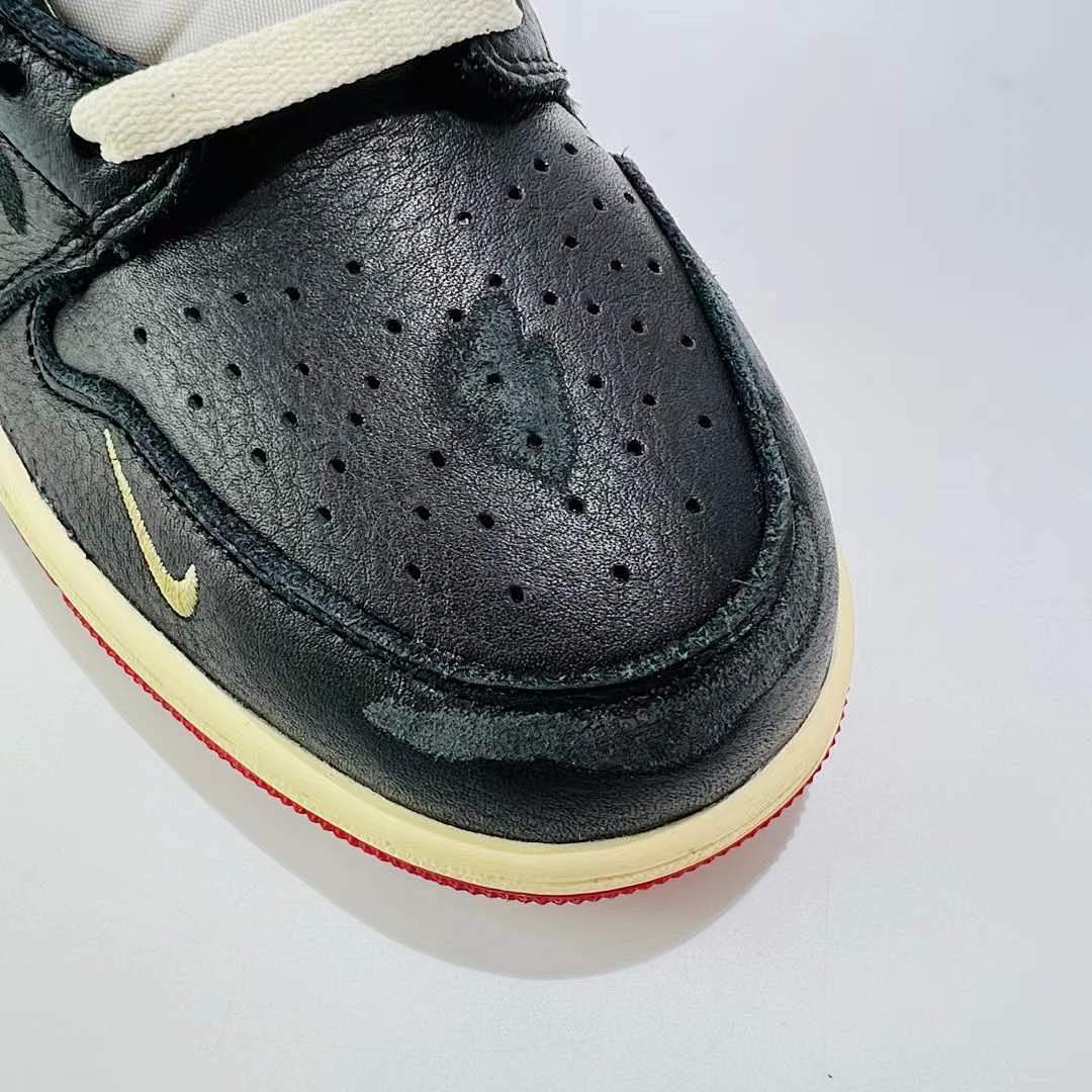 Air Jordan 1 Low SE Black Sail Gym Red Mini Swoosh Stitched Sneakers
Air Jordan 1 Low SE 'Black/Sail/Gym Red'