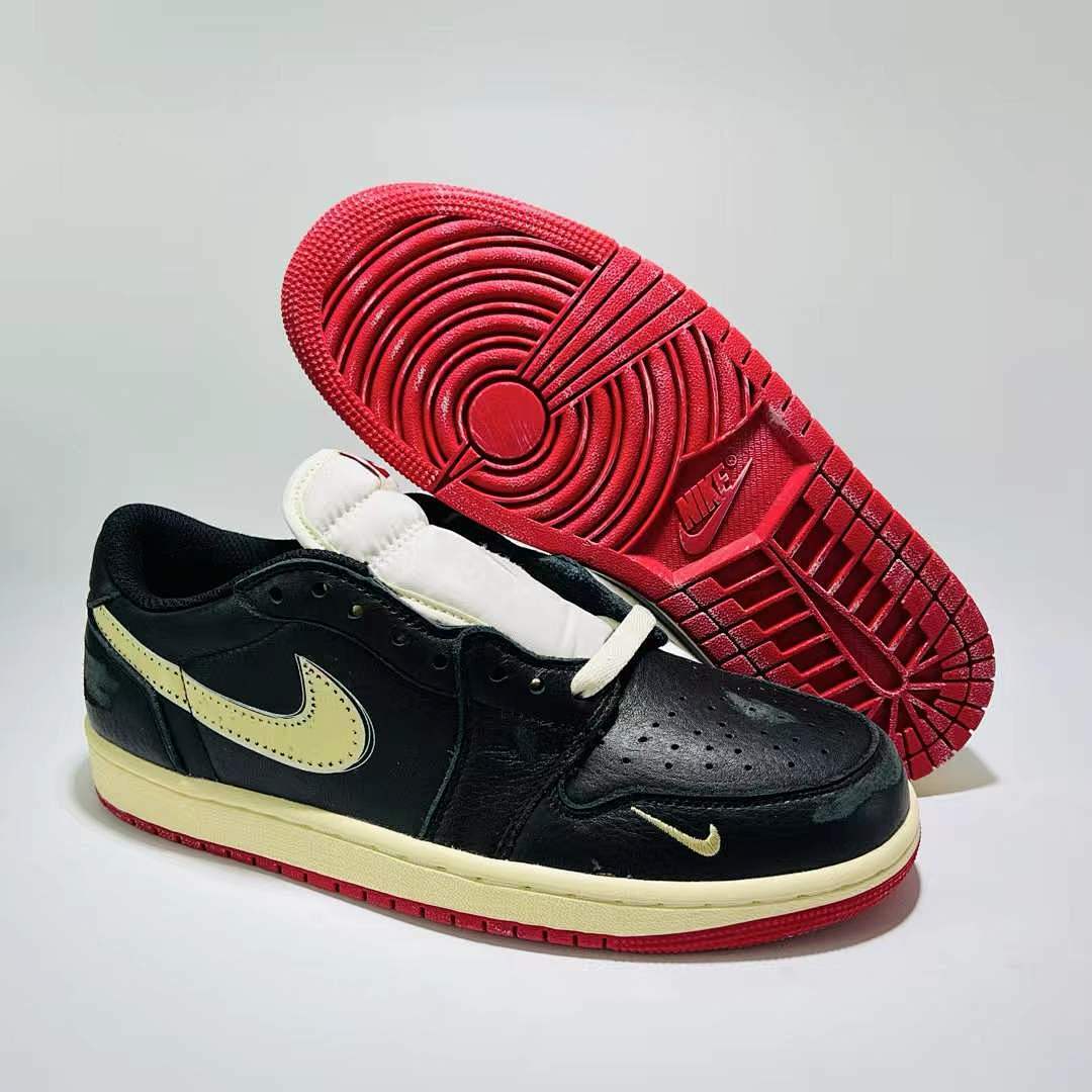 Air Jordan 1 Low SE Black Sail Gym Red Mini Swoosh Stitched Sneakers
Air Jordan 1 Low SE 'Black/Sail/Gym Red'