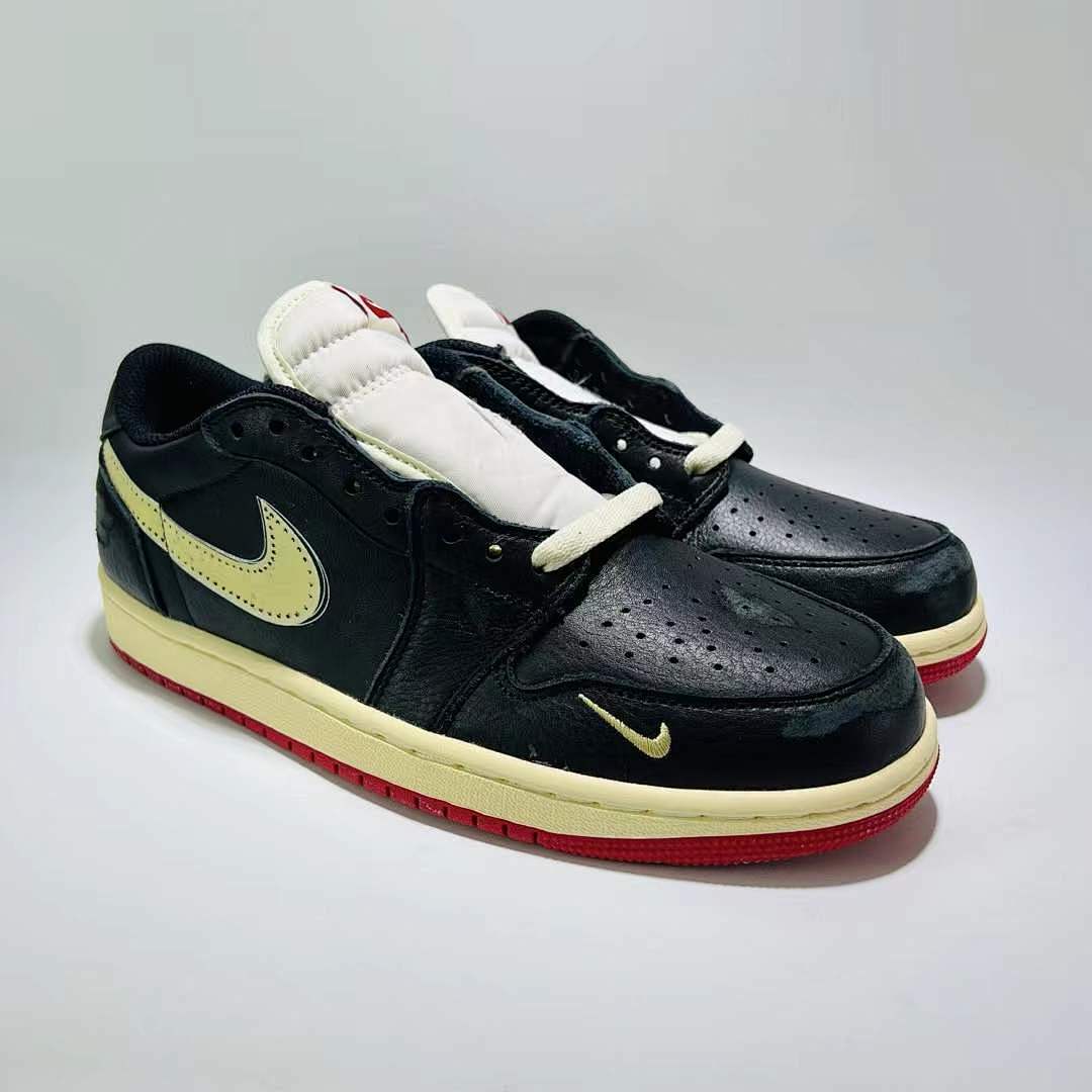 Air Jordan 1 Low SE Black Sail Gym Red Mini Swoosh Stitched Sneakers
Air Jordan 1 Low SE 'Black/Sail/Gym Red'