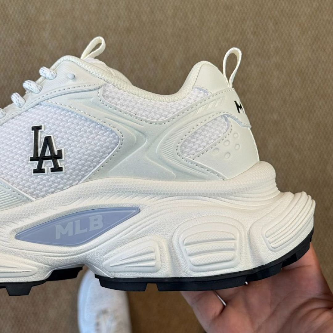 MLB Chunky Liner Shoes LA Dodgers White 3ASXCA13N-50WHS