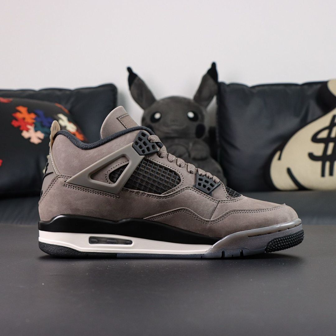 Air Jordan 4 Retro Taupe Haze DB0732-200