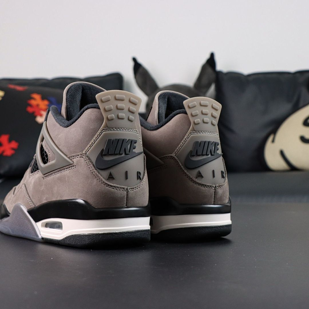 Air Jordan 4 Retro Taupe Haze DB0732-200