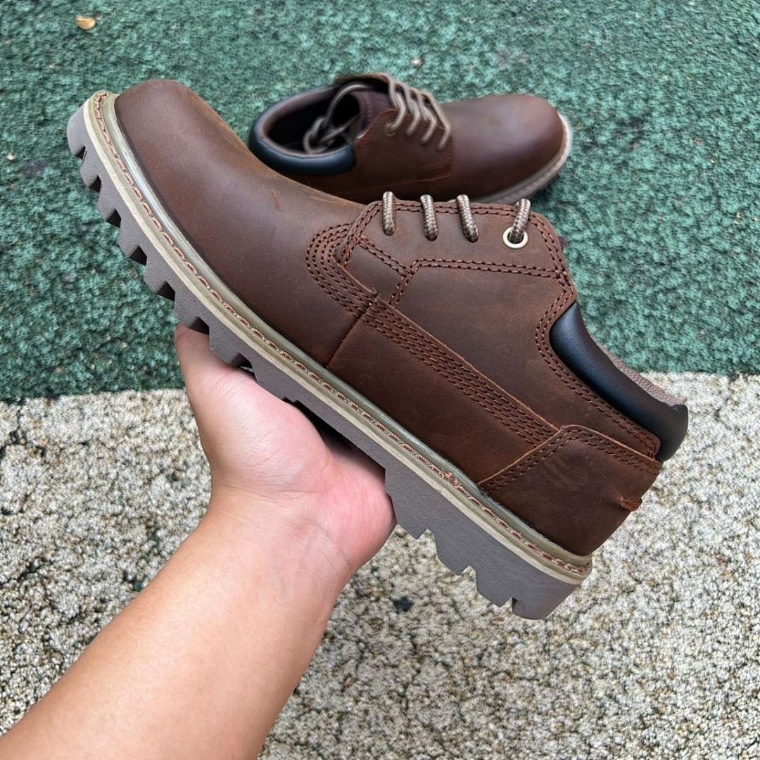 CAT Footwear Men's Founder Chukka Boots Dark Brown