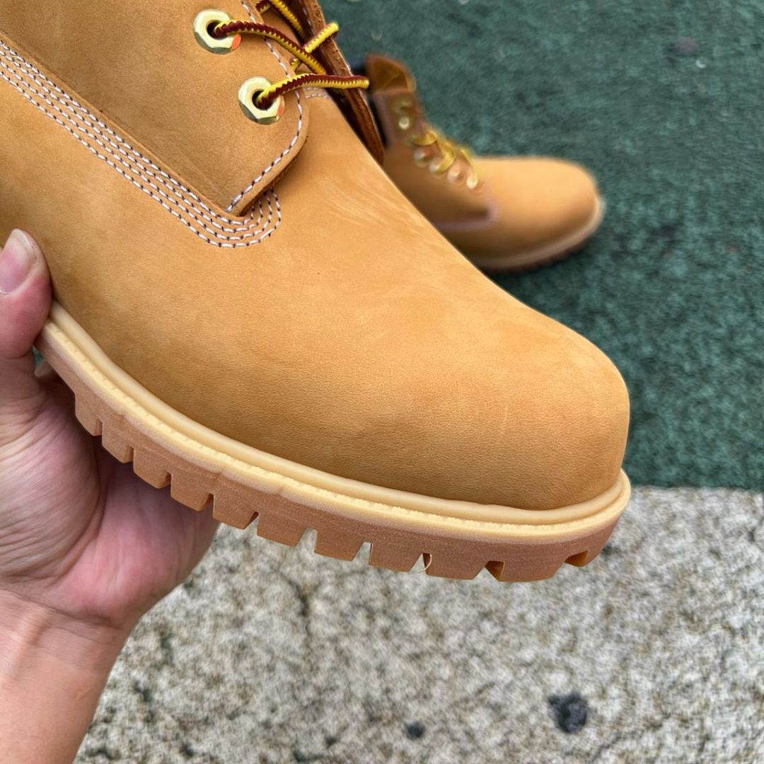Timberland Men's 6-Inch Premium Waterproof Boot Wheat Nubuck 10061