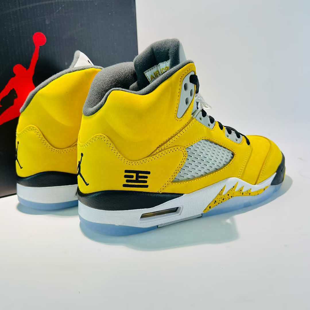 Air Jordan 5 Retro SP Michigan Amarillo Yellow Men's Basketball Shoes Sneakers CQ9541-704