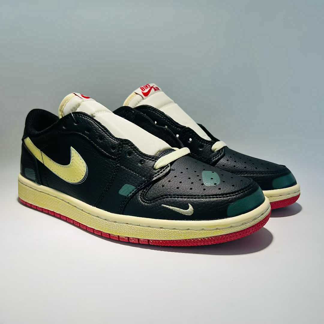 Nike Air Jordan 1 Low OG Travis Scott "Jumptown" Sample FQ4724-001 Black Green Red Sail Men's Sneakers Shoes