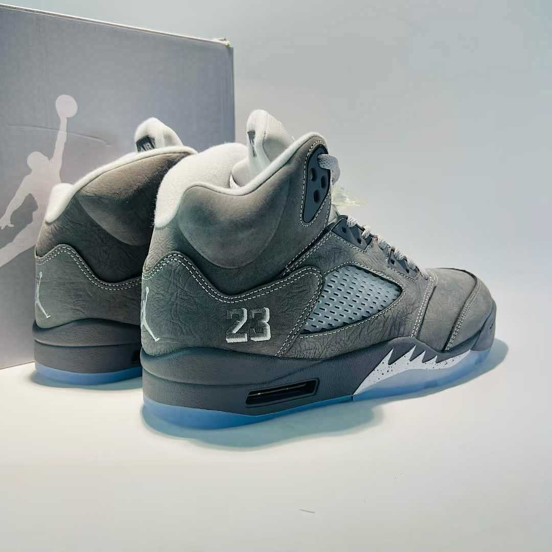 Nike Air Jordan 5 Retro Wolf Grey (2011) Men's Basketball Sneakers 136027-005