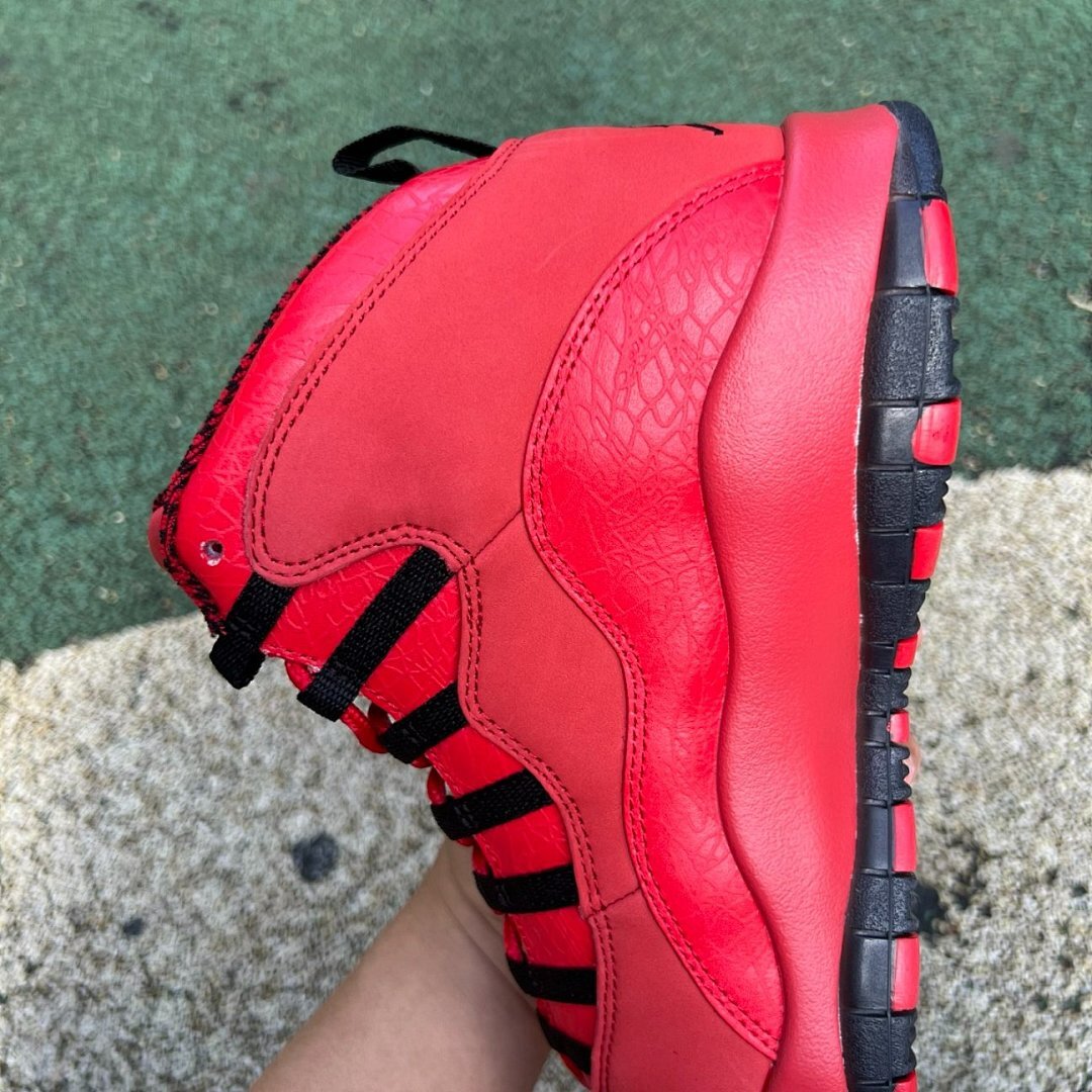 Air Jordan 10 Retro Bulls Over Broadway 705178-601