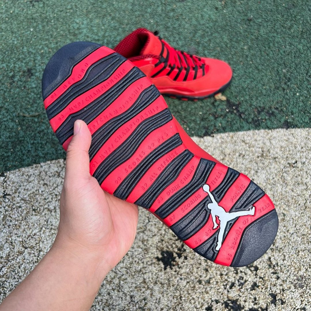 Air Jordan 10 Retro Bulls Over Broadway 705178-601
