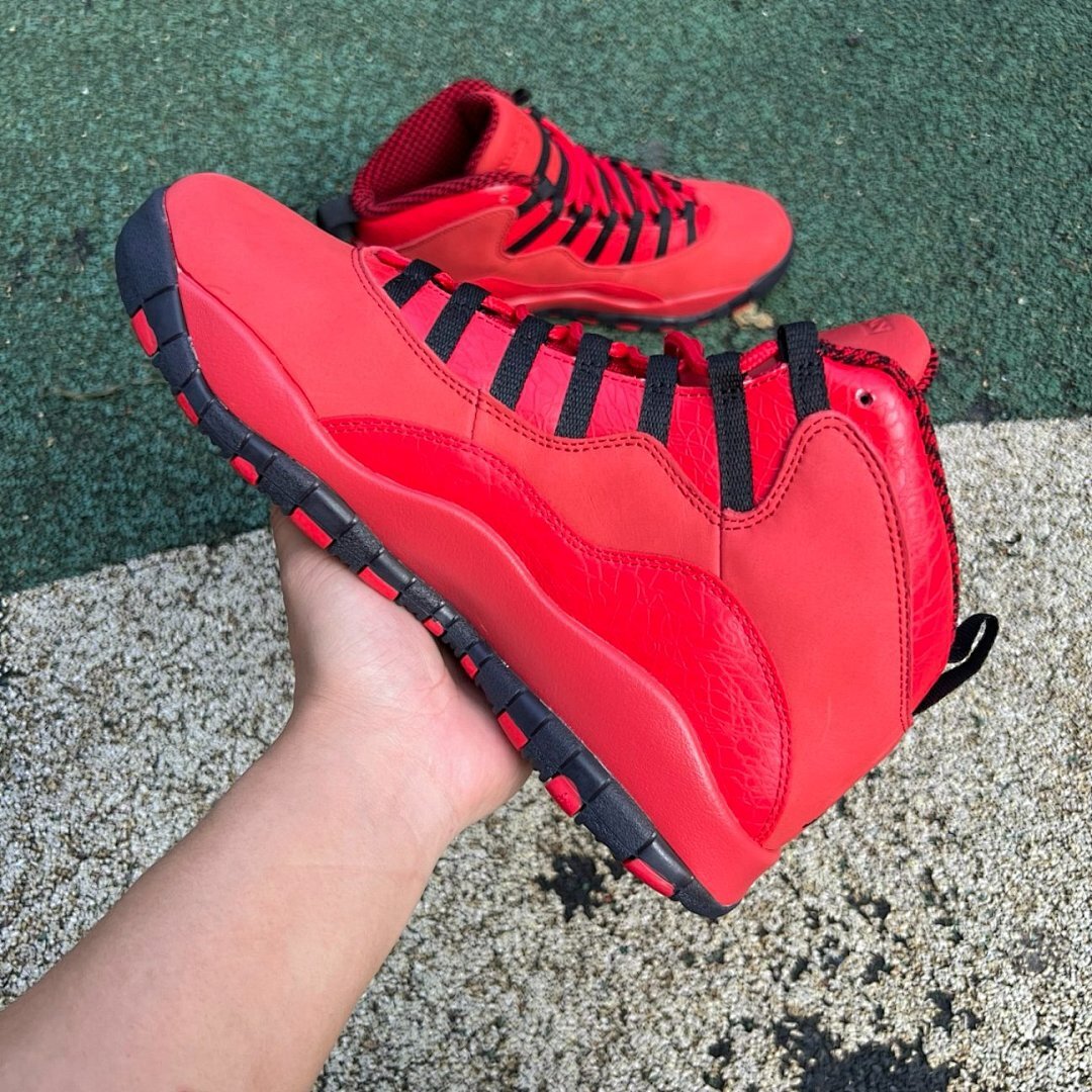 Air Jordan 10 Retro Bulls Over Broadway 705178-601
