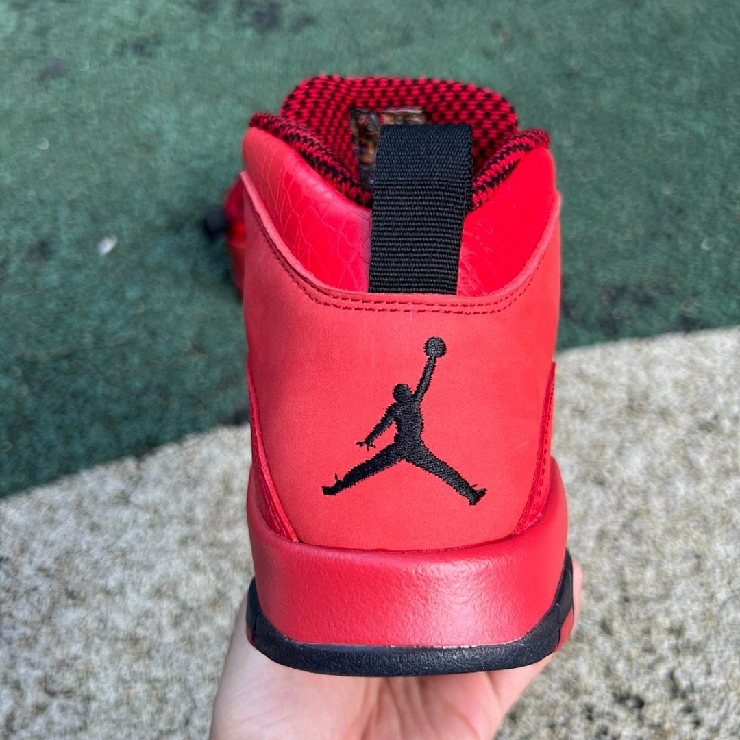 Air Jordan 10 Retro Bulls Over Broadway 705178-601