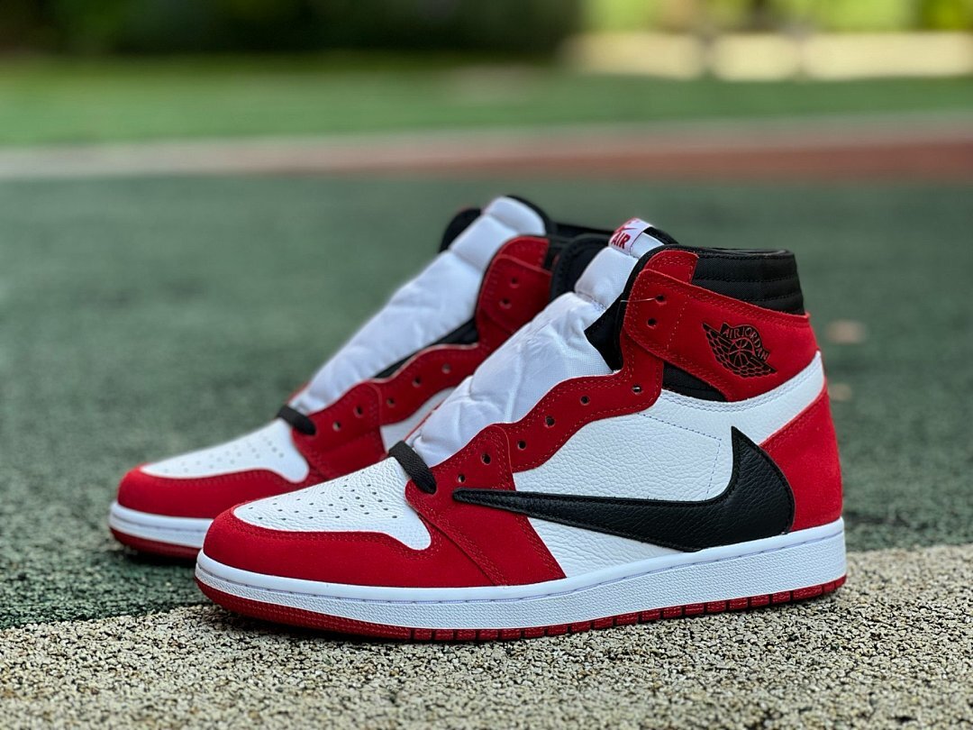 Travis Scott x Air Jordan 1 Retro High 'Chicago'
